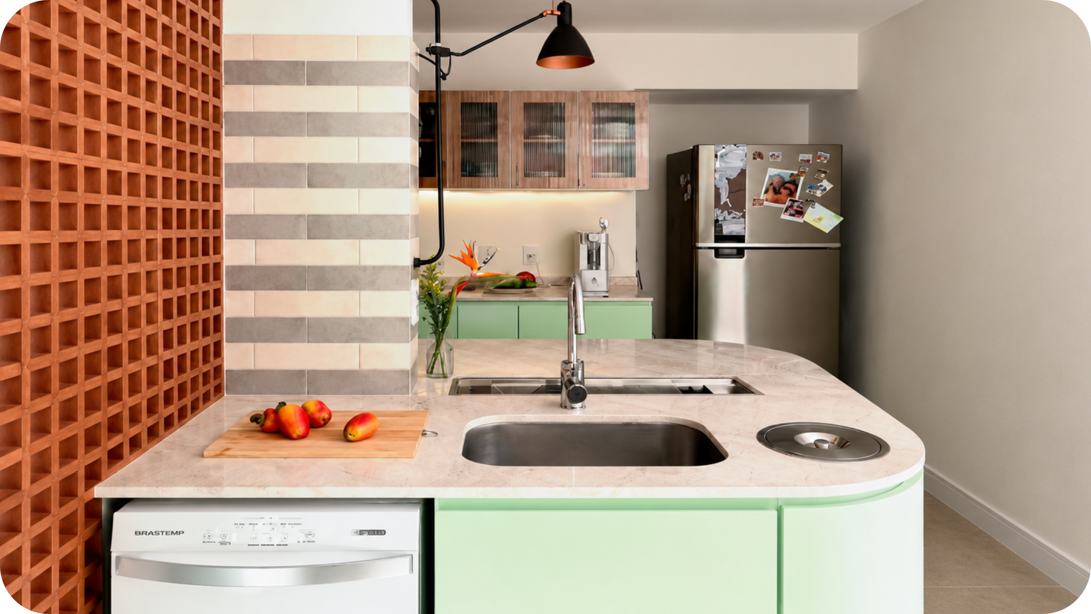 Design multissensorial: como texturas, luz e sons transformam os ambientes